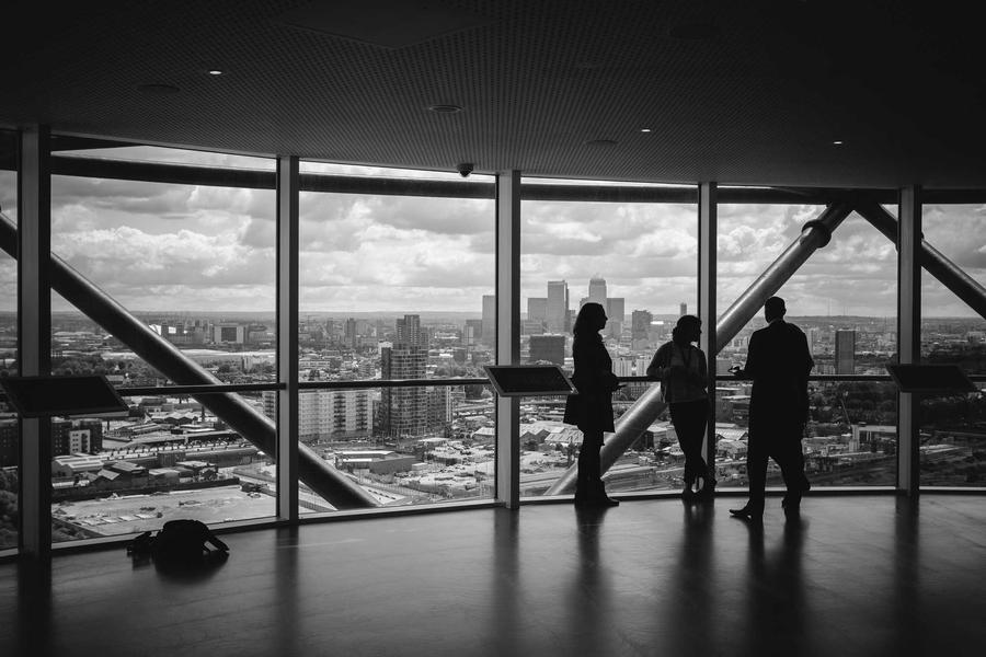 Pontos positivos e negativos do trabalho híbrido